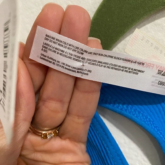 Free People Varsity Blue Throw Crop Top Sz M NWT - Picture 7 of 12